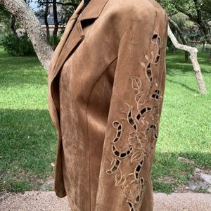 Joseph Ribkoff taupe 2 piece pantsuit size 12 Art to Wear faux suede